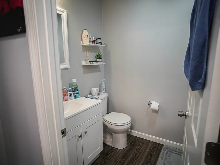 450 Somerset Ave #501 — Photo 8