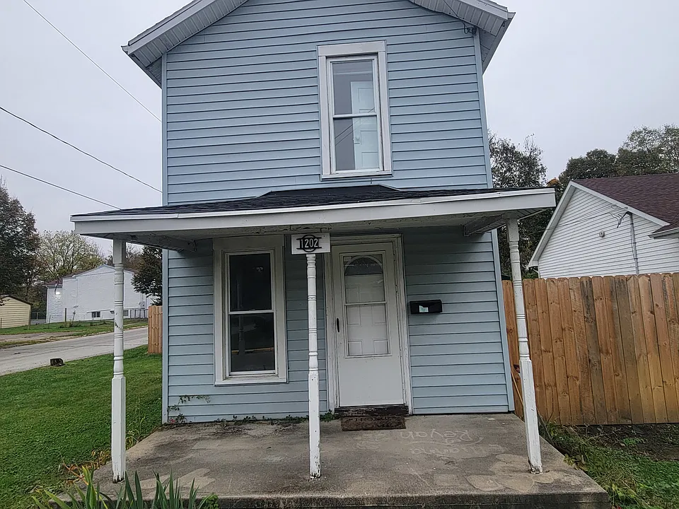 1202 Wisconsin Ave