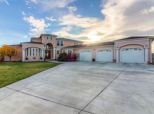 704 N 54th St, Yakima, WA 98901