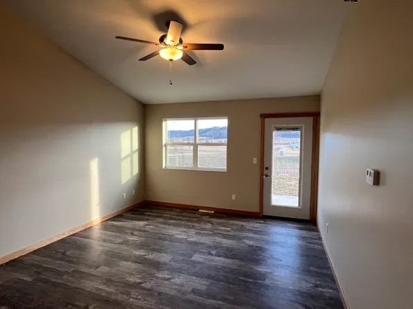 943 Garland St E #47, West Salem, WI 54669