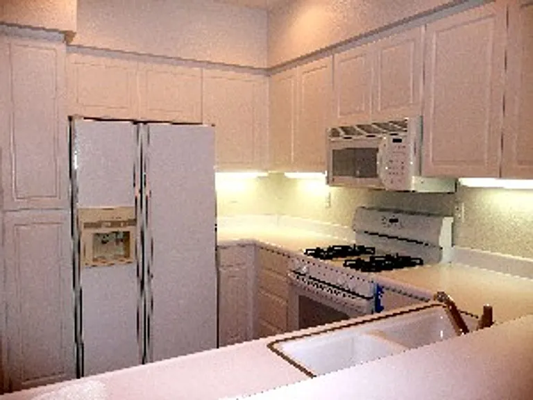 1326 Statice Ct — Photo 6