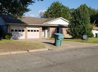 721 Holiday Dr, Sherman, TX 75090