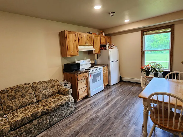 100 Bothne Dr — Photo 10