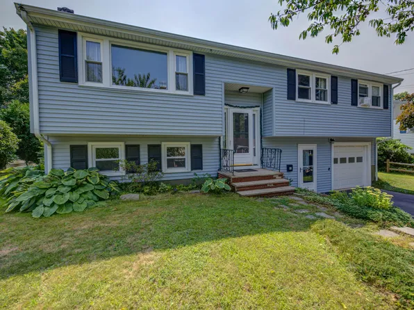 55 Cleveland Circle, South Portland, ME 04106