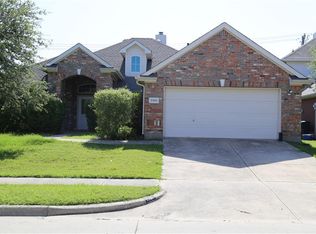 2261 White Rock Ln, Little Elm, TX 75068