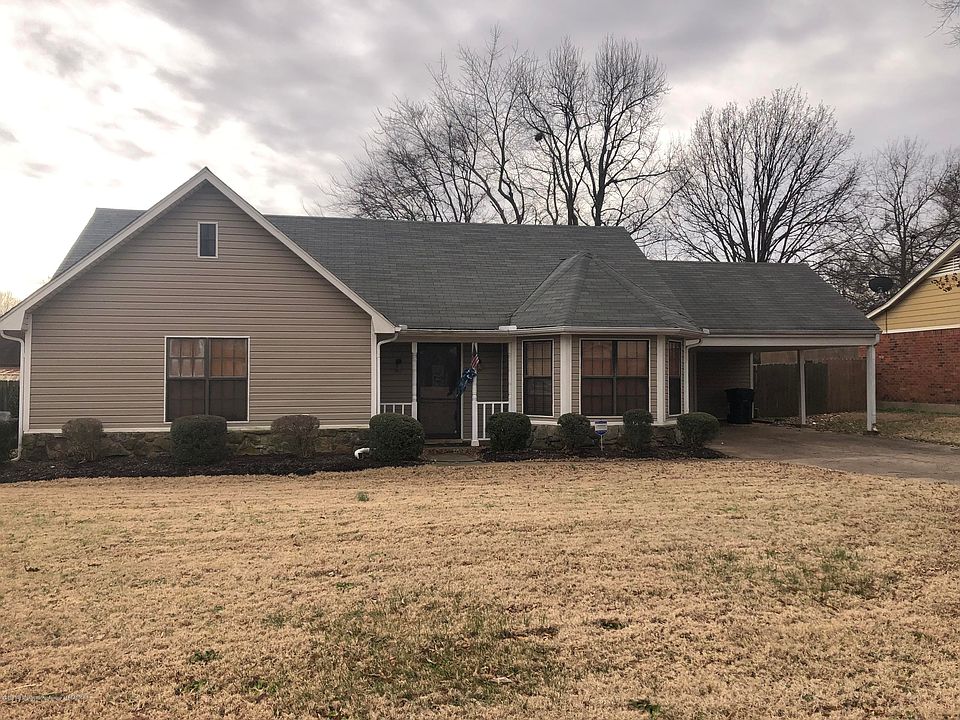 1st image of 743 Greencliff Dr