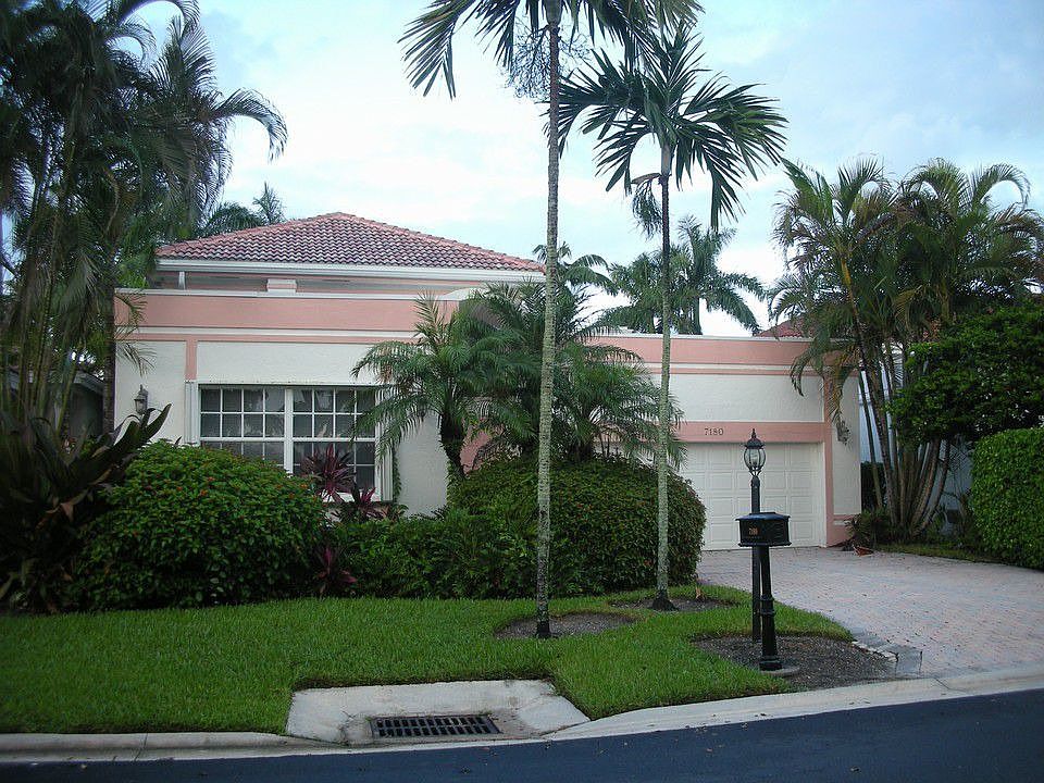 2nd image of 7180 Mallorca Cres