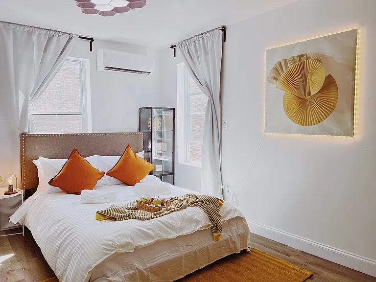 2402 Spruce St #3R — Photo 3