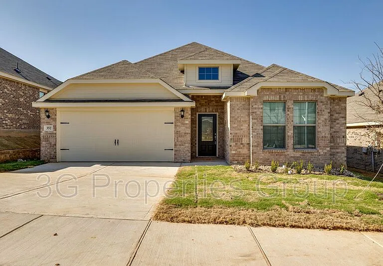 352 Lowery Oaks Trl — Photo 1