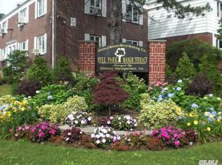 22302 Manor Rd, Queens Village, NY 11427