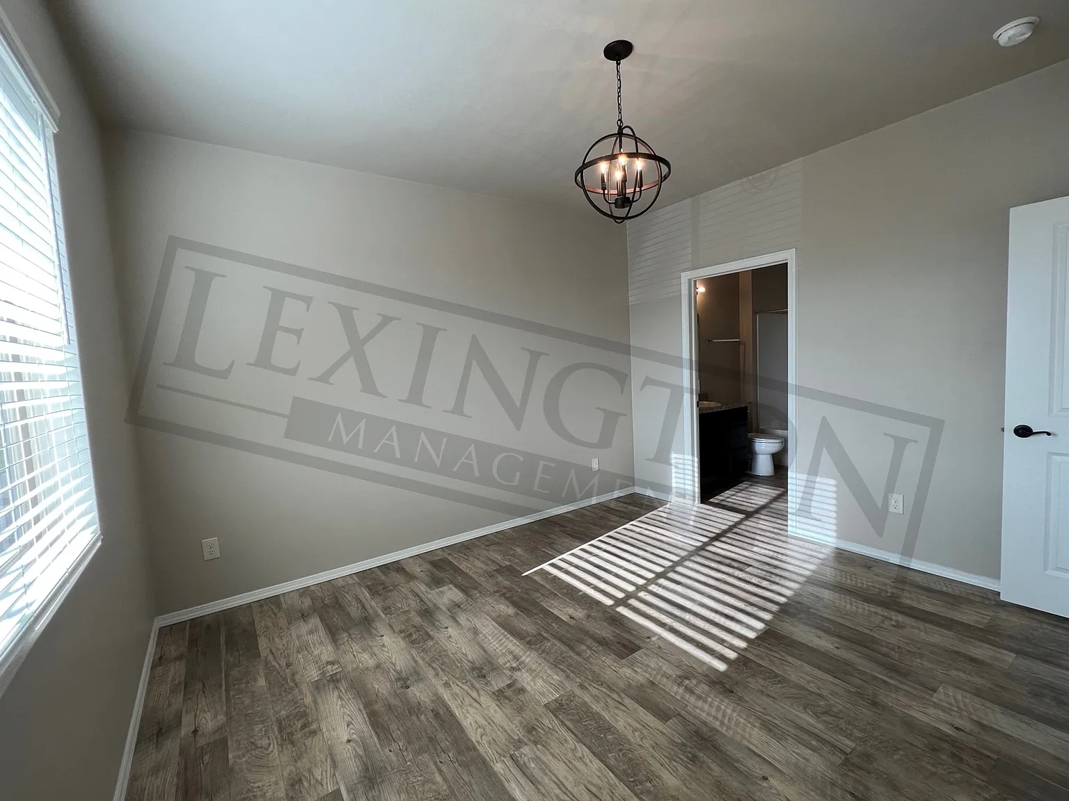 2 bed, 2.5 bath, 1278 sqft, $1,675 — Photo 3