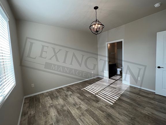 3rd image of 4880 Stella Ct Unit 63
