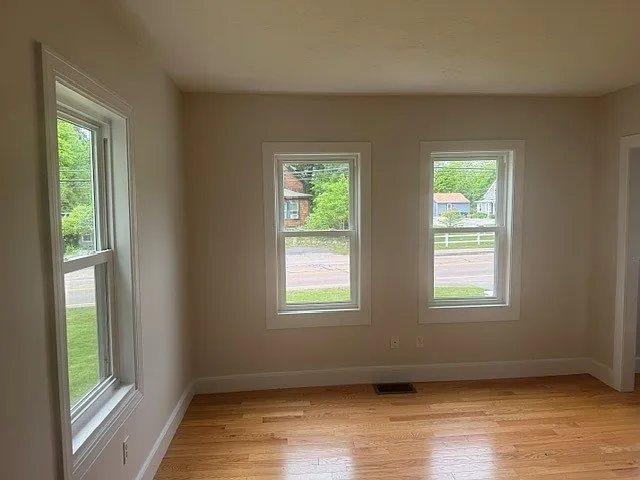 2 bed, 1064 sqft, $3,400 — Photo 3
