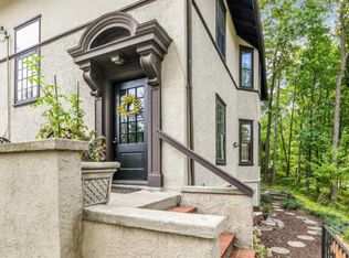 1942 Cambridge Rd, Ann Arbor, MI 48104