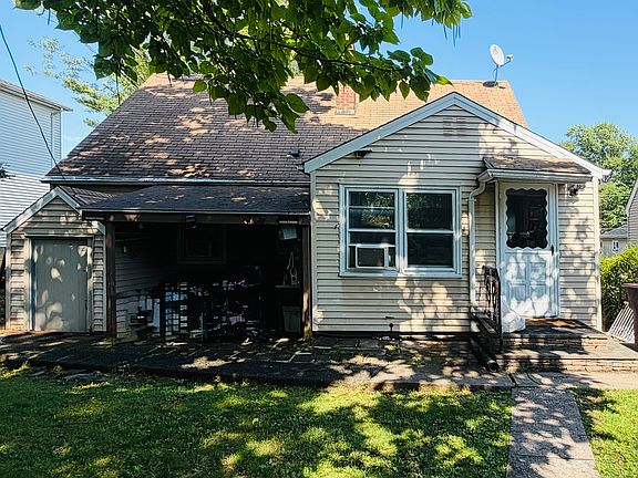 2nd image of 21 Whitman Street