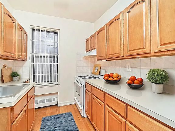 2nd image of 350 W 110th St APT 2C