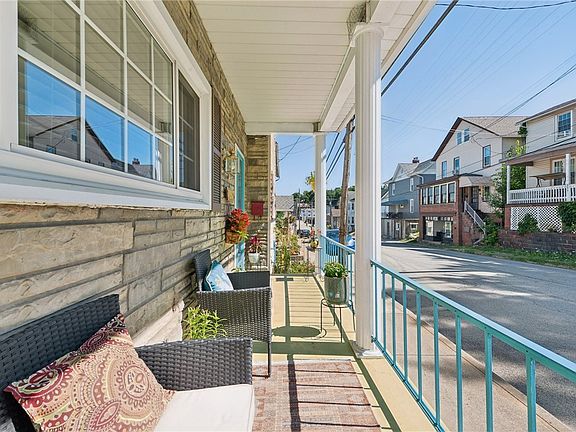 2nd image of 856 Highland Ave