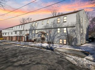 1 Atkinson Dr APT 1, Saugus, MA 01906