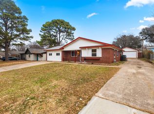 501 Franklin Dr, Euless, TX 76040