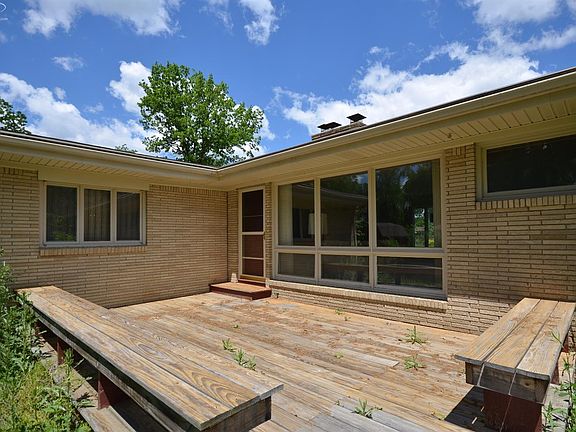 4th image of 6465 Bonnie Dr