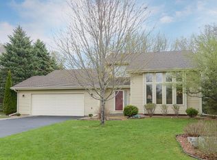 16056 Sheldon Ave, Eden Prairie, MN 55344