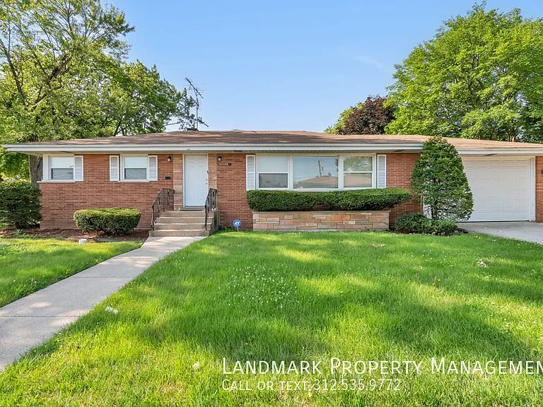 16246 Dobson Ave — Photo 1