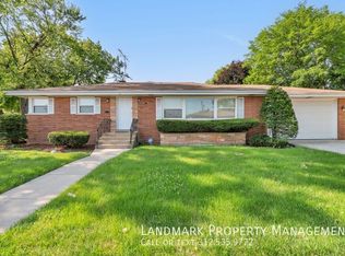 16246 Dobson Ave, South Holland, IL 60473