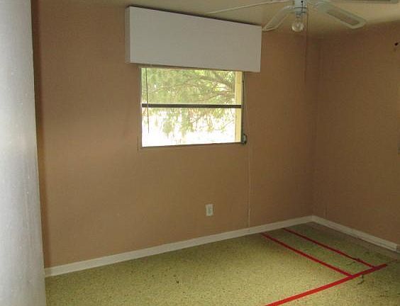 3rd image of 644 Frederica Ln