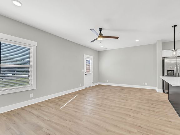 4th image of 1502 Jonathan Wade Cir