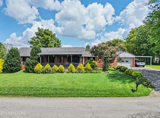 134 Hodges Ln, Maryville, TN 37804