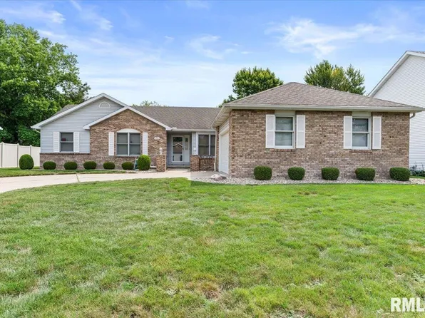 1816 Hunter Ridge Dr, Springfield, IL 62704