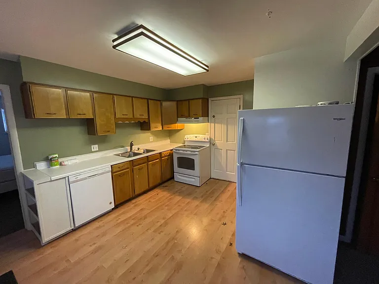 225 E Church St #2 — Photo 5