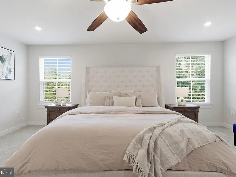 9202 Wood Creek Cir — Photo 22