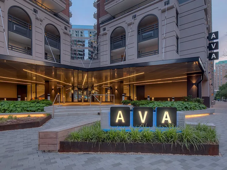Leasing Entrance