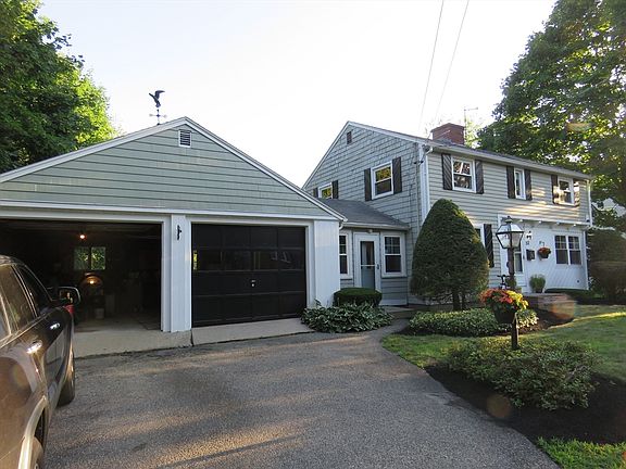 2nd image of 52 Orange St