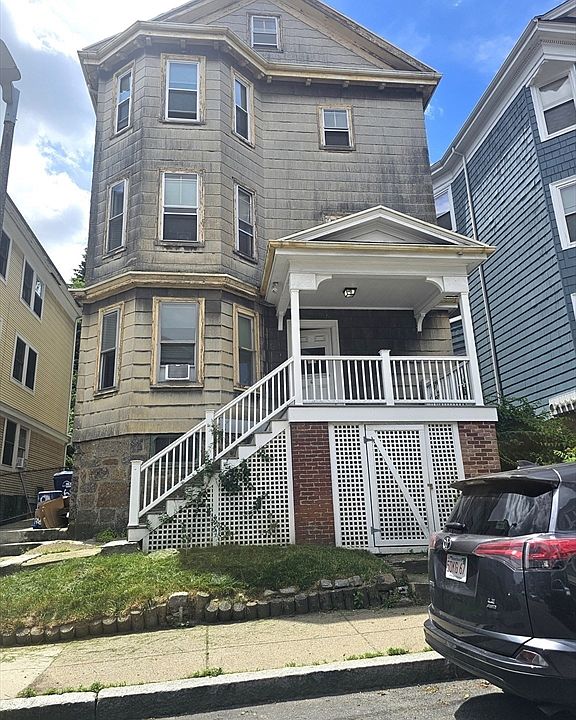 1st image of 68 Hillside St