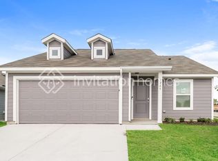 7245 Lazy Creek Rd, Fort Worth, TX 76179