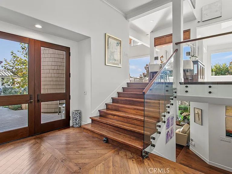 1010 Emerald Bay — Photo 35