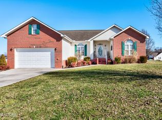 159 Austin Ln, Jacksboro, TN 37757