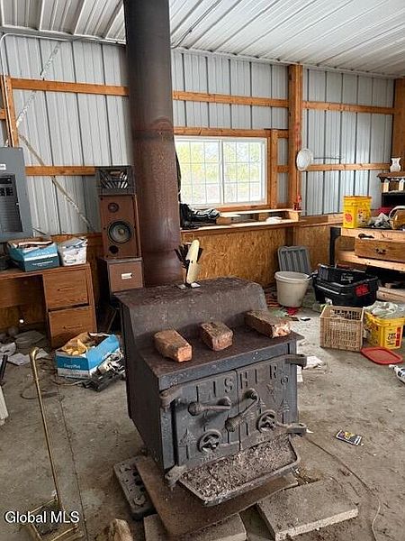 4th image of 1545 Thompsons Lake Road