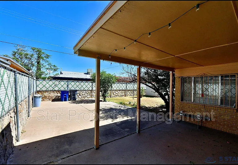 5613 Creston Ave — Photo 37