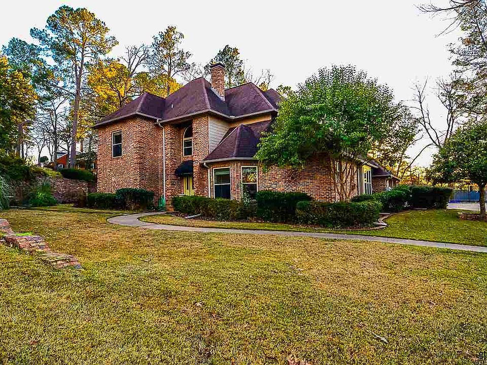 1st image of 6211 Bedford Dr