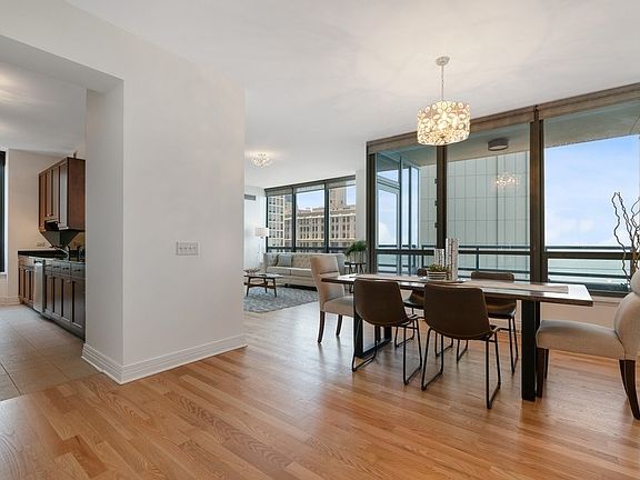 5th image of 600 N Lake Shore Dr APT 1501