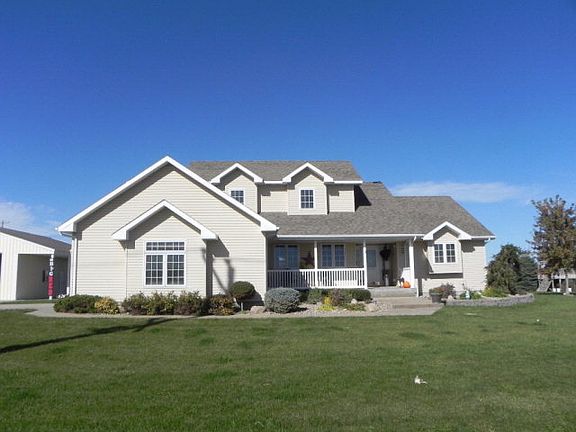 2nd image of 8462 W Wildwood Dr