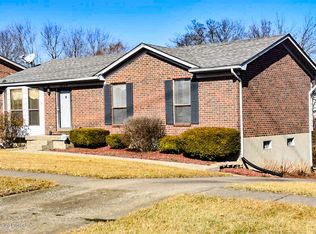 10909 Saint Rene Rd, Jeffersontown, KY 40299