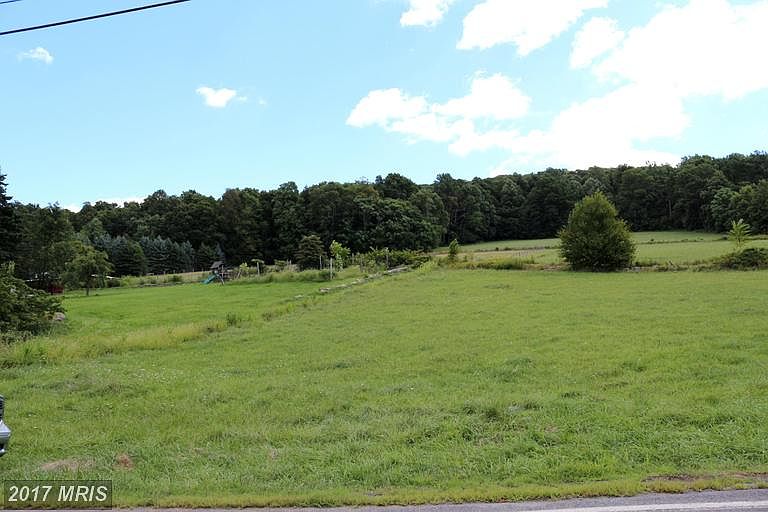 1st image of 12415 Pleasant Valley Rd
