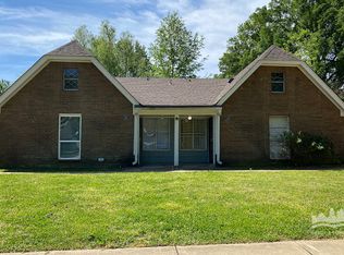 6423 Oak Park Dr, Memphis, TN 38134
