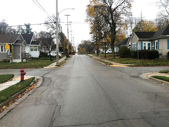 5th image of 2119 Lyons Ave