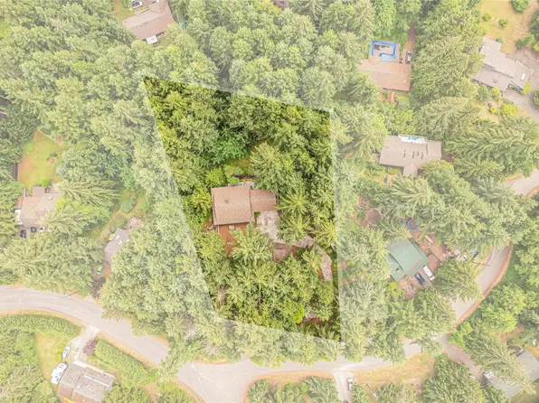 2330 Damascus Rd, Cowichan Valley, BC V8H 2E7