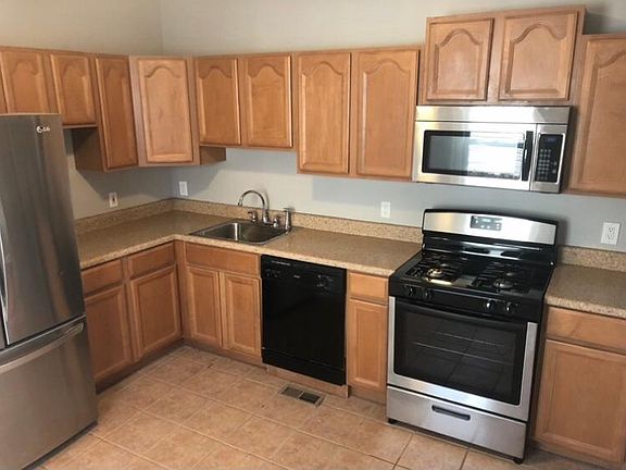2nd image of 6230 Fyler Ave